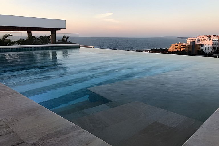 1 Quarto Cielo Mar. Banheira de hidromassagem privativa