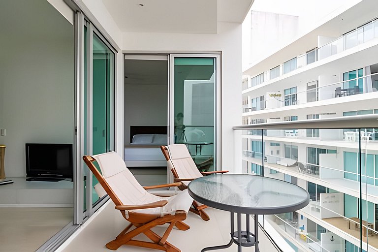 Apartamento de 1 dormitório nos Morros com vista para o mar