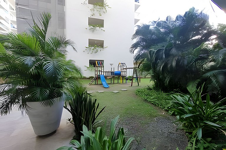Apartamento de 1 dormitório nos Morros com vista para o mar