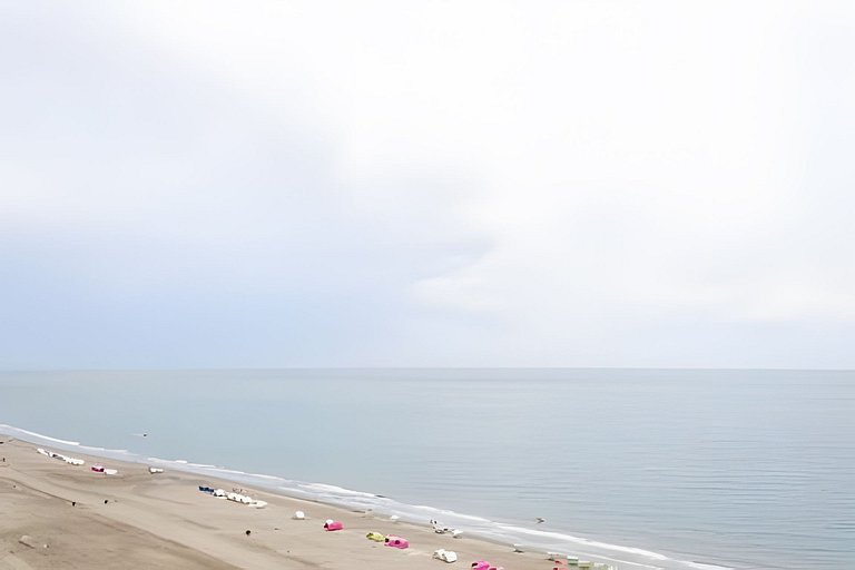 Apartamento de 1 dormitório nos Morros com vista para o mar