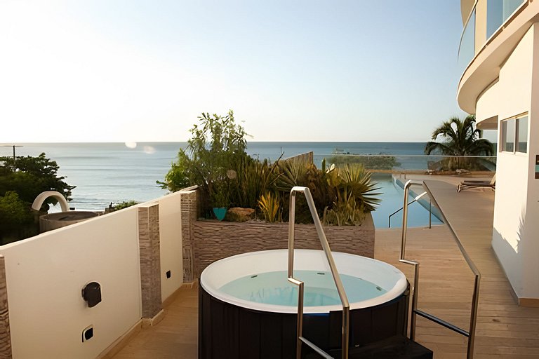 2 quartos com vista para o mar, piscina e spa