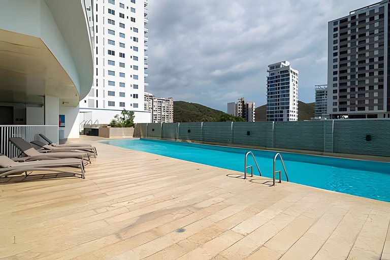 2 quartos com vista para o mar, piscina e spa