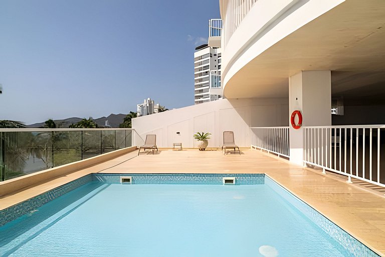 2 quartos com vista para o mar, piscina e spa