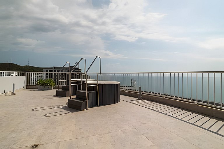 2 quartos com vista para o mar, piscina e spa