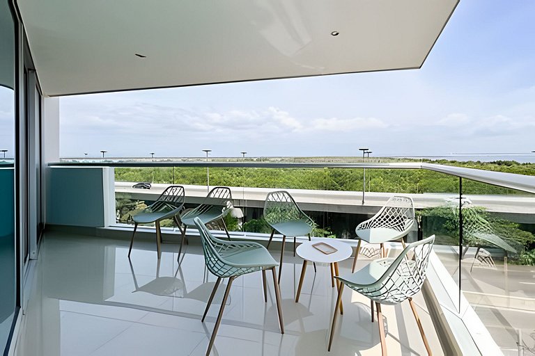 2 Bedrooms Morros. Swamp View and Beach Access