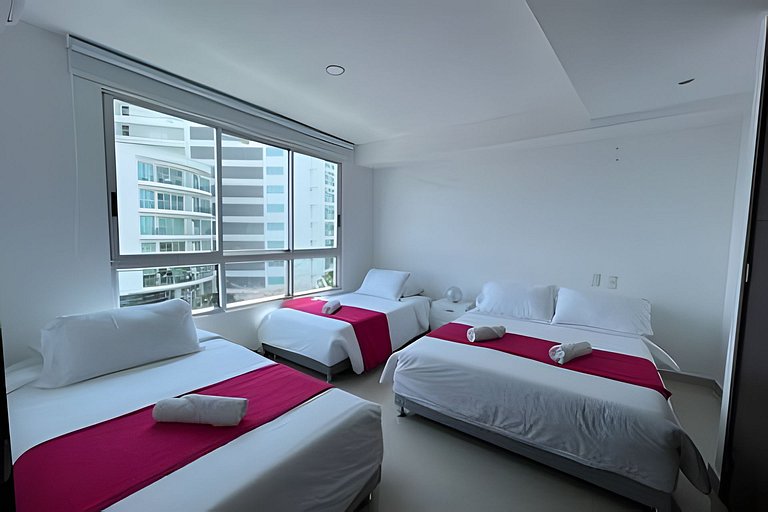2 Bedrooms Morros. Swamp View and Beach Access
