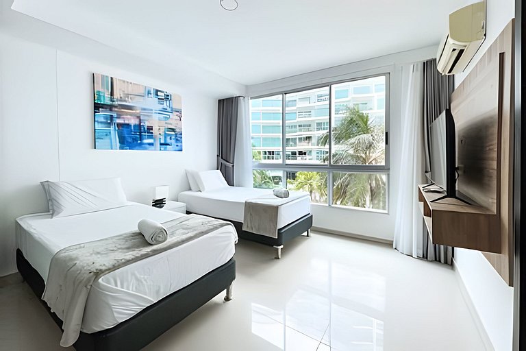 Apartamento de 2 quartos no Morros com saída para a praia