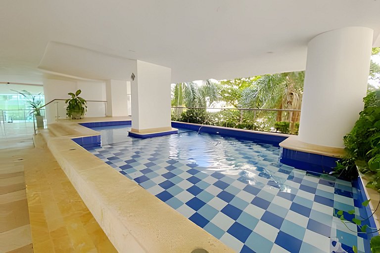 Apartamento de 2 quartos no Morros com saída para a praia