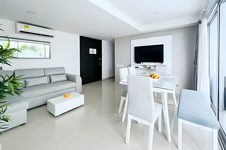 Apartamento de 2 quartos no Morros com saída para a praia