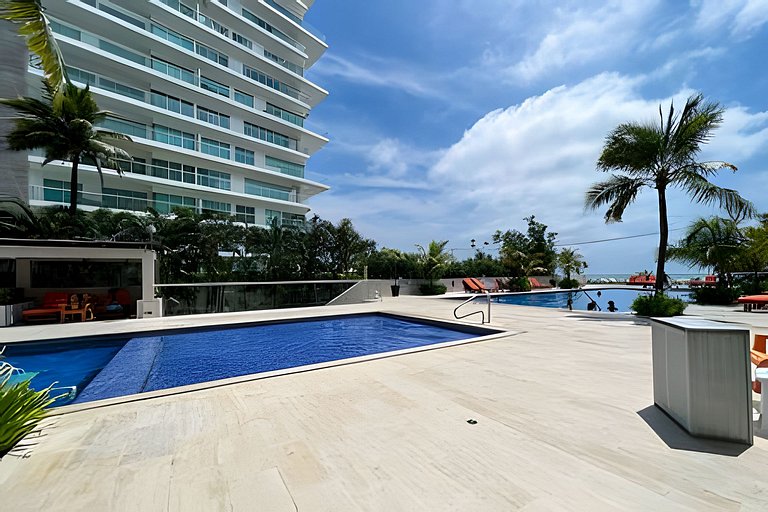 1 dormitório e terraço Morros. Vista para o mar