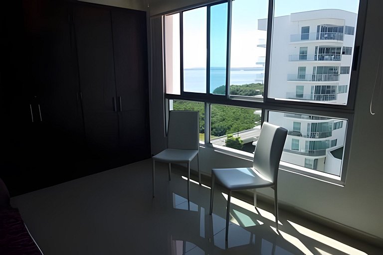 Apartamento com 2 quartos nos Morros, vista para o mar