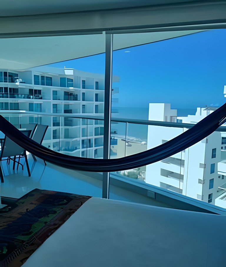 Apartamento com 2 quartos nos Morros, vista para o mar