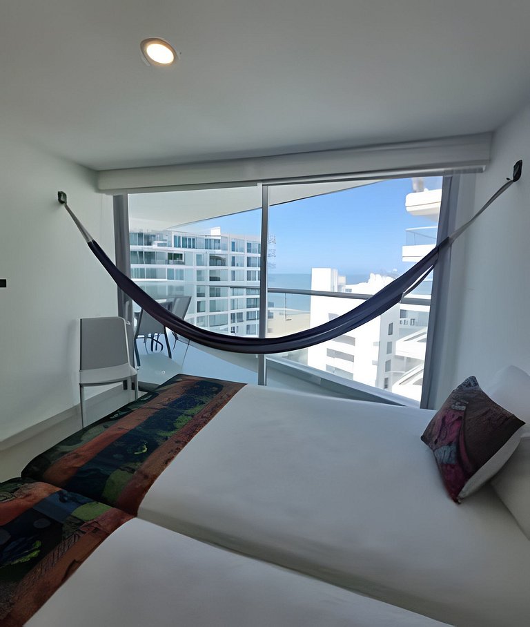 Apartamento com 2 quartos nos Morros, vista para o mar