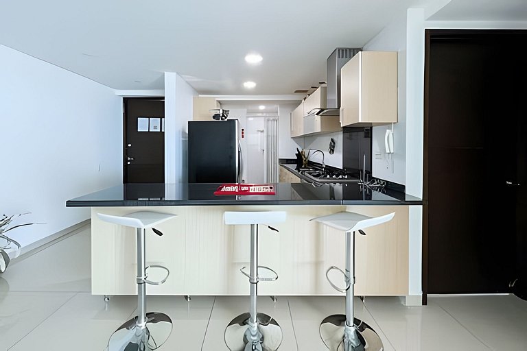 Apartamento com 2 quartos nos Morros, vista para o mar
