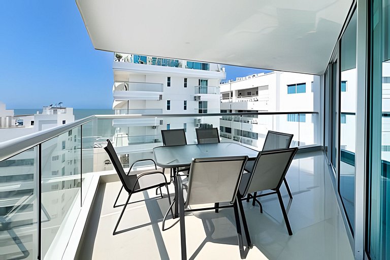 Apartamento com 2 quartos nos Morros, vista para o mar
