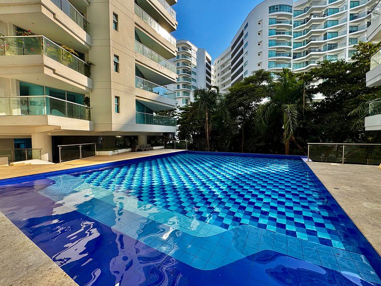 3 Bedrooms Morros. Terrace and beach exit