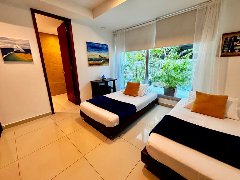 3 Bedrooms Morros. Terrace and beach exit