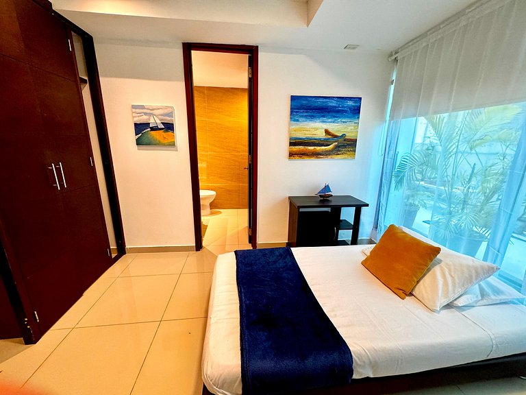 3 Bedrooms Morros. Terrace and beach exit