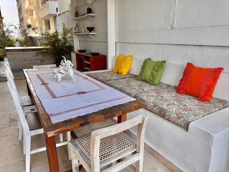 3 Bedrooms Morros. Terrace and beach exit