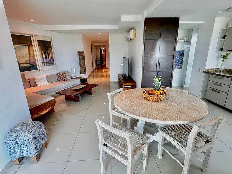 3 Bedrooms Morros. Terrace and beach exit