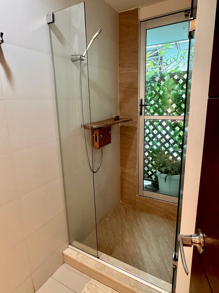 3 Bedrooms Morros. Terrace and beach exit
