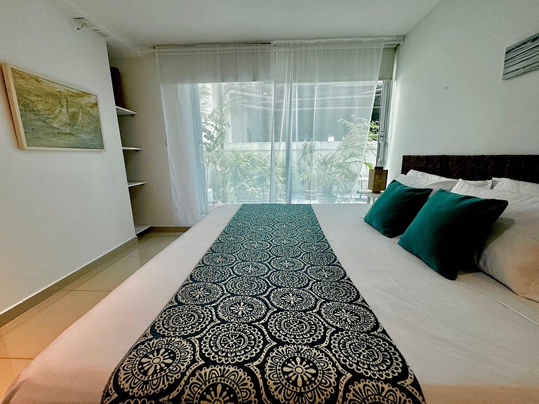 3 Bedrooms Morros. Terrace and beach exit