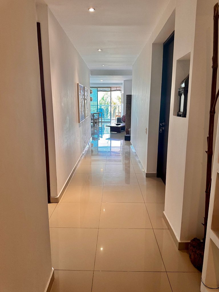 3 Bedrooms Morros. Terrace and beach exit