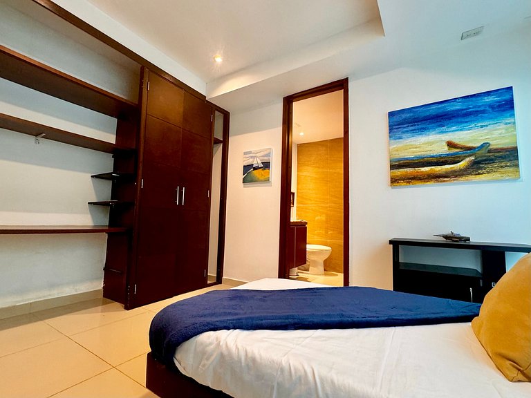 3 Bedrooms Morros. Terrace and beach exit