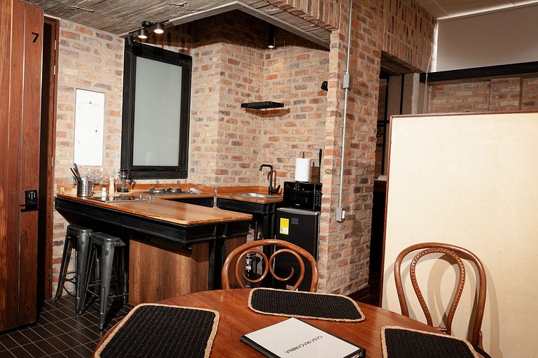 Loft espaçoso com terraço e cozinha. Centro de Bogotá