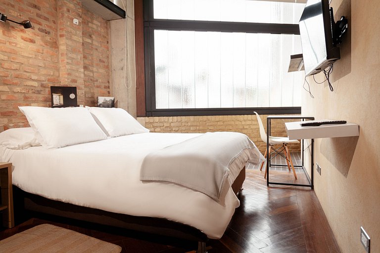 Loft espaçoso com terraço e cozinha. Centro de Bogotá
