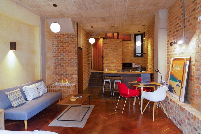 Loft moderno, exterior e cozinha. Centro de Bogotá