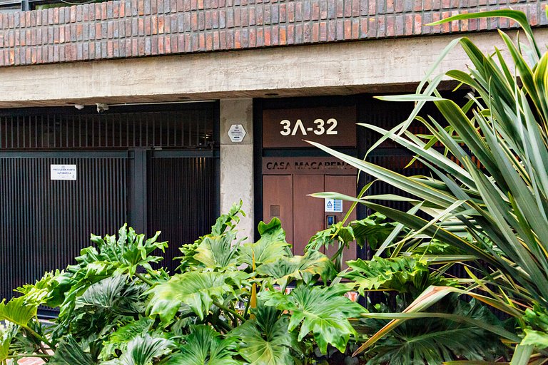 Spacious Loft terrace and kitchen. Bogota Center