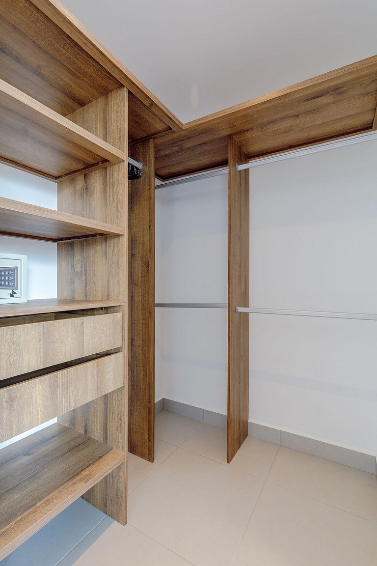Incredible apartment. Amber Roca