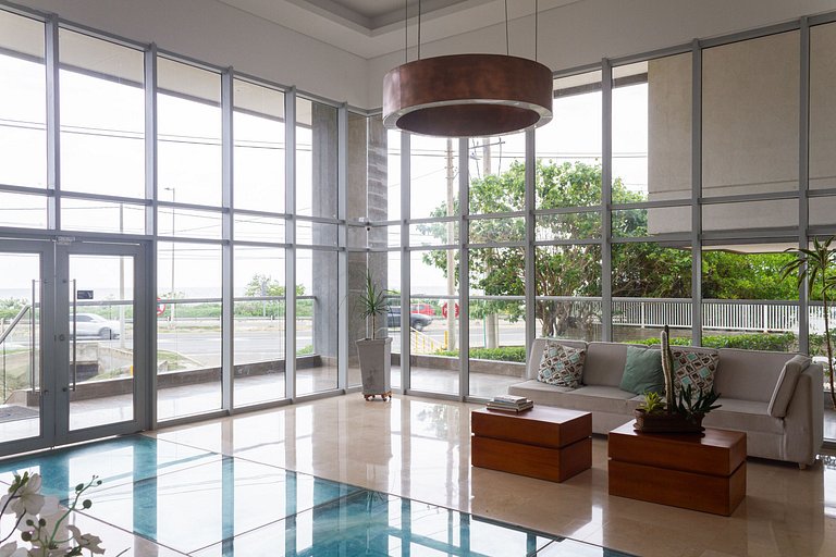 Apartamento com 3 quartos na Zona Norte. Vista para o mar