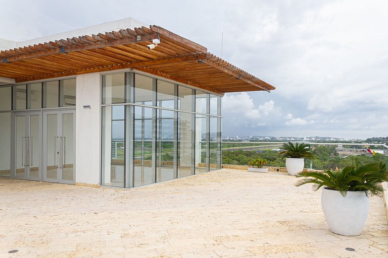 Apartamento com 3 quartos na Zona Norte. Vista para o mar
