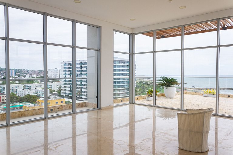 Apartamento com 3 quartos na Zona Norte. Vista para o mar