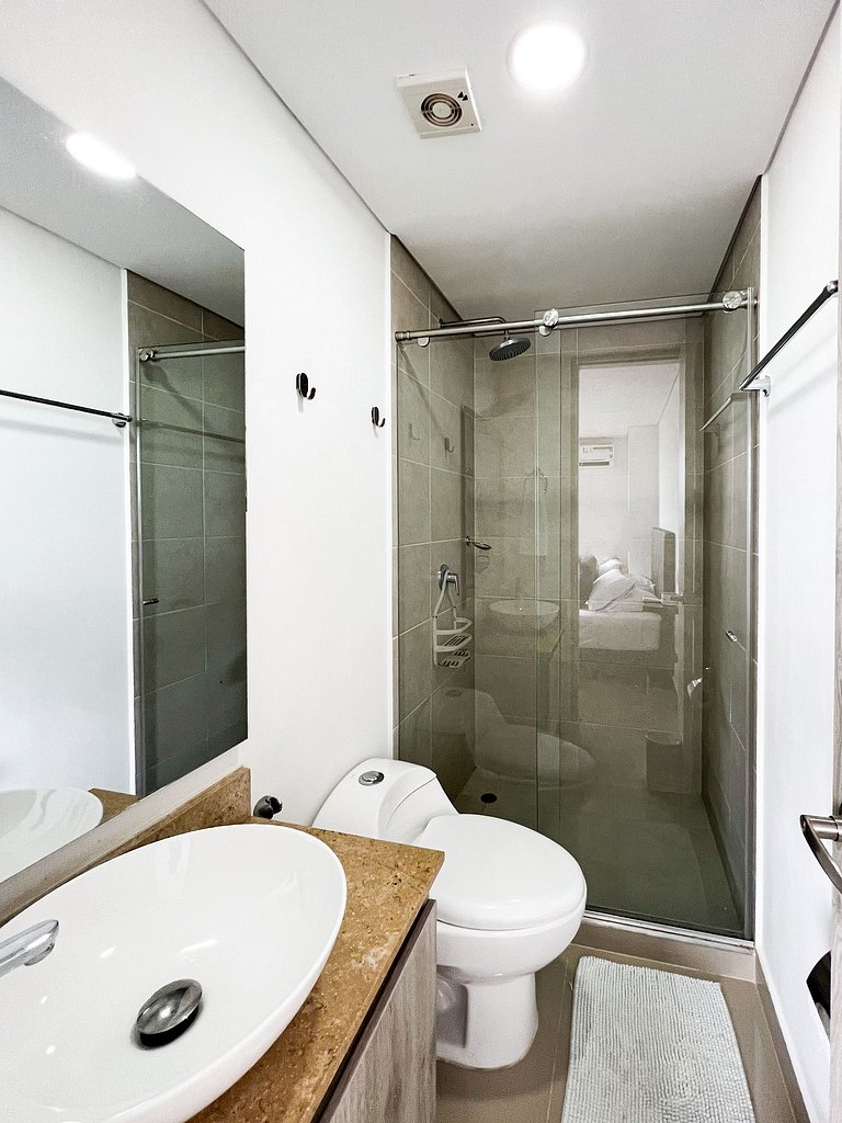 Apartamento com 3 quartos na Zona Norte. Vista para o mar