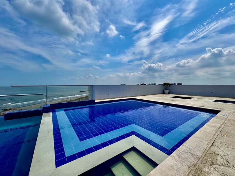 Apartamento com 3 quartos na Zona Norte. Vista para o mar
