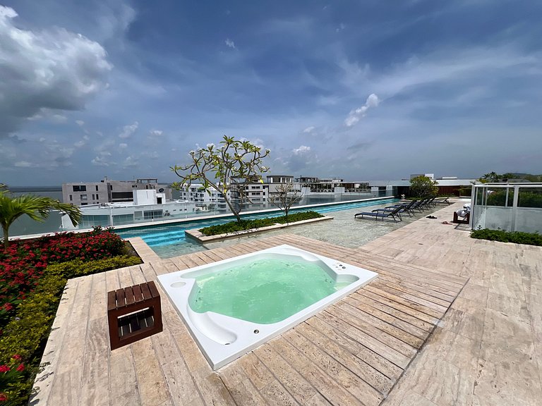 2 Dormitorios junto al mar. Jacuzzi Privado