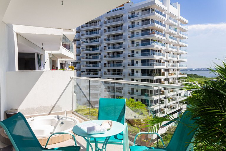 Apartamento 2 Dormitorios. Jacuzzi y Vista Mar