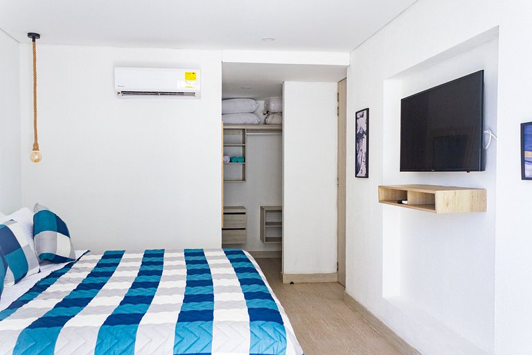 Apartamento 2 Dormitorios. Jacuzzi y Vista Mar