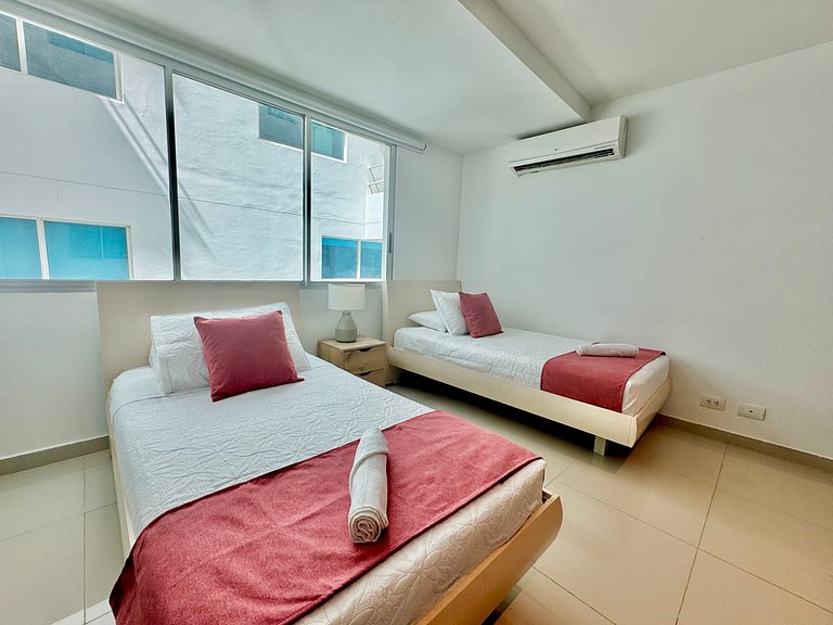 3+1 bedrooms Morros. Beach views and access
