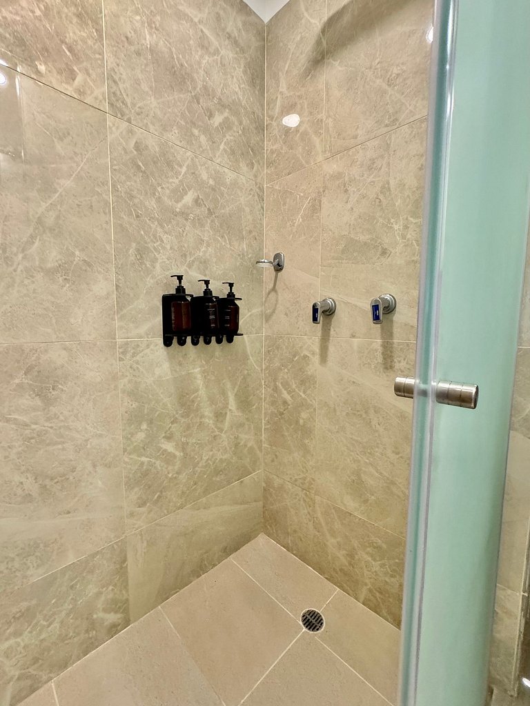 Loft com vista para o mar. Crespo com piscina