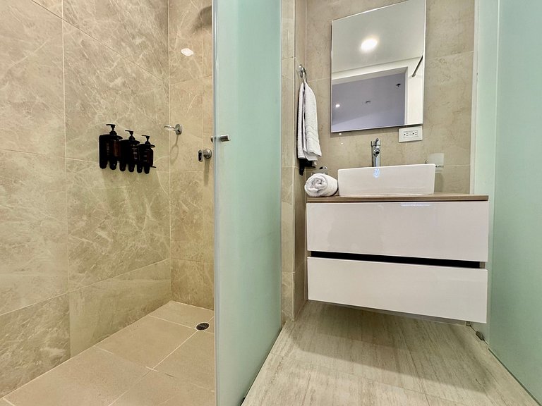 Loft com vista para o mar. Crespo com piscina