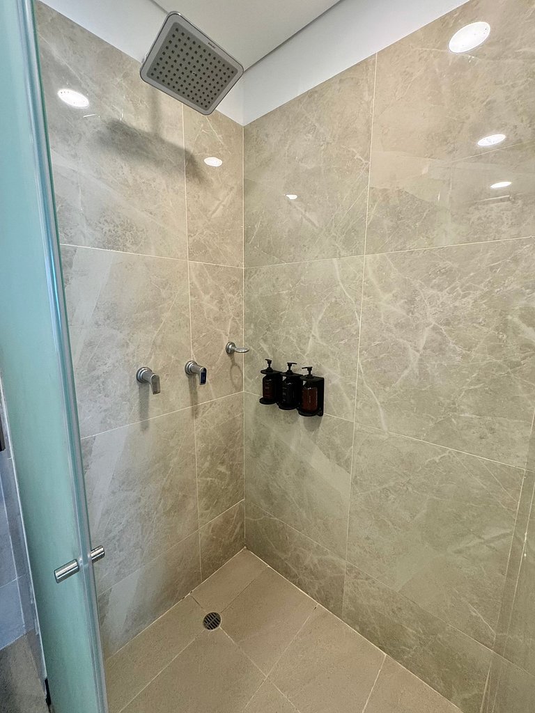 Loft Vistas Mar. Crespo Piscina y Jacuzzi