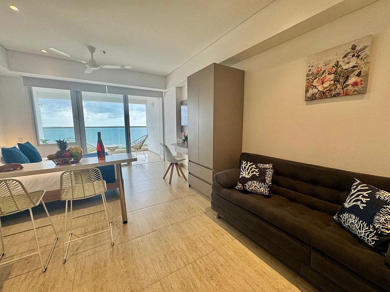 Loft com vista para o mar, espaçoso, com piscina e jacuzzi