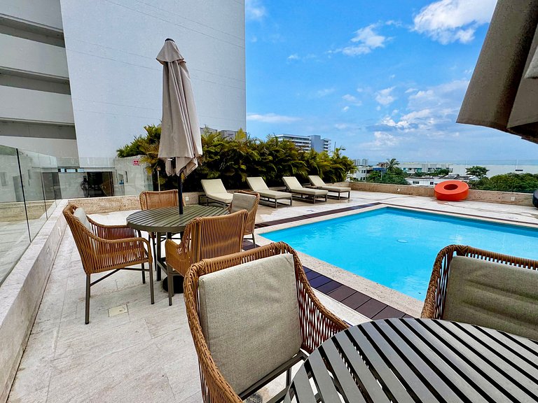 Loft Vistas Mar. Crespo Piscina