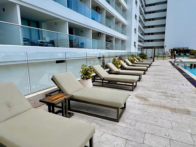 Loft Vistas Mar. Crespo Piscina