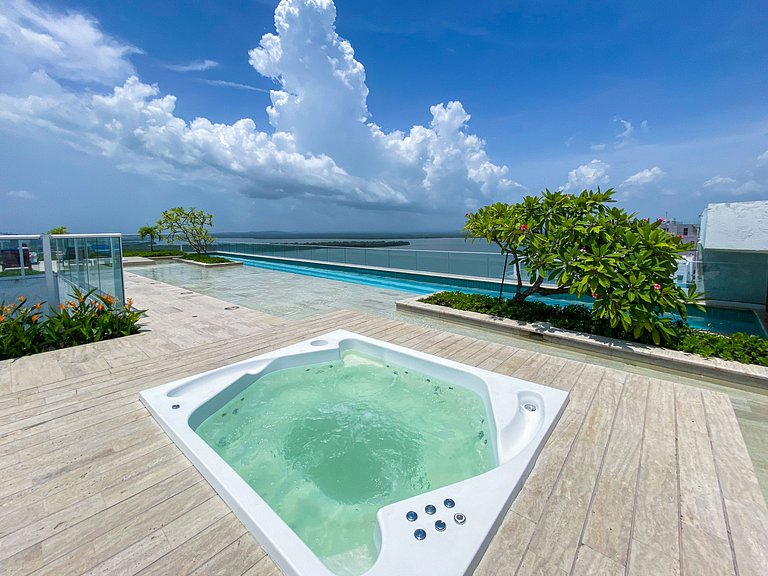 1 Quarto Cielo Mar. Banheira de hidromassagem privativa