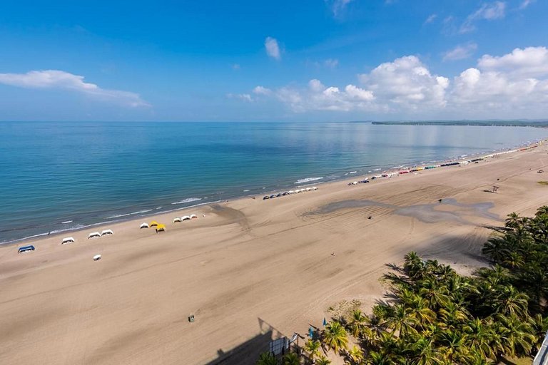 1 dormitório Morros. Piscina com vista para a Ciénaga